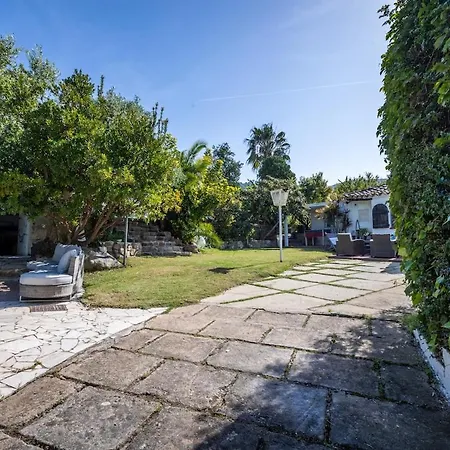 The Azure Estate & Pool Bar Villa Torre delle Stelle