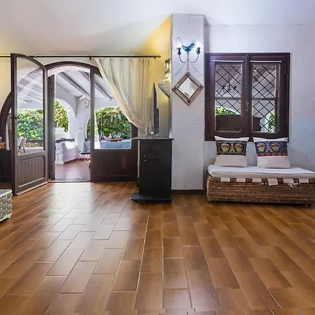 The Azure Estate & Pool Bar Torre delle Stelle